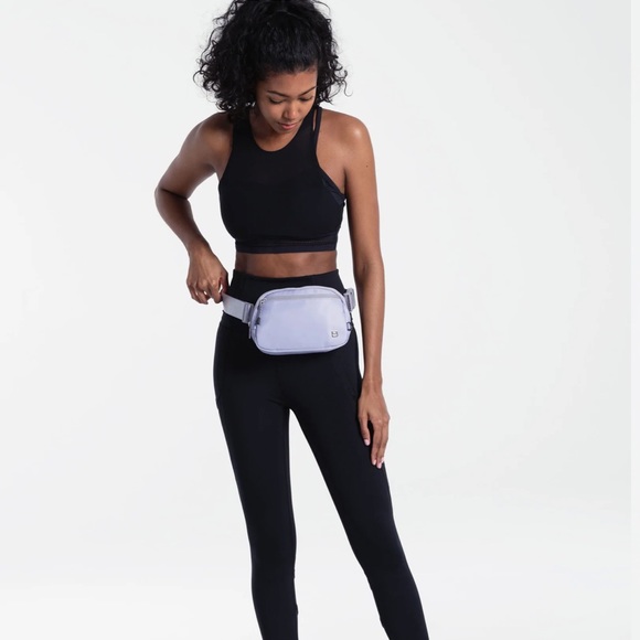 BNWT Lole Jamie Belt bag in Iris - Picture 3 of 6